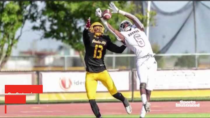 Talented JUCO DB Khyree Jackson Signs With Alabama Football Talented JUCO DB Khyree Jackson Signs With Alabama Football