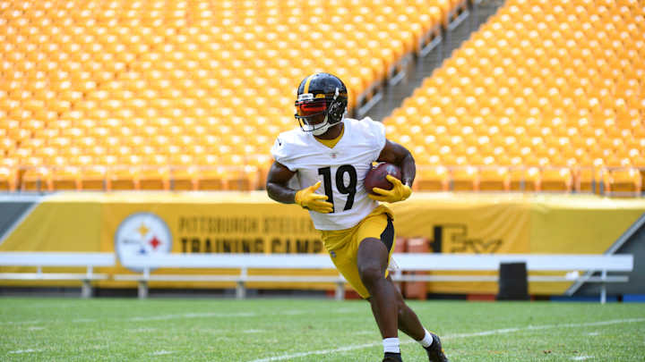 JuJu Smith-Schuster: 'I'm Going To Play Regardless If There's a Contract'