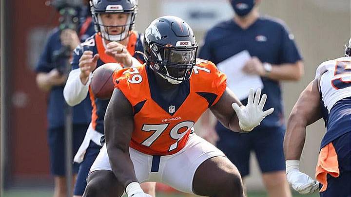 Coach Fangio Addresses How the Center Competition is Shaping Up at Broncos Camp Coach Fangio Addresses How the Center Competition is Shaping Up at Broncos Camp