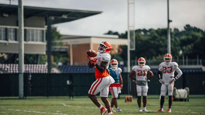 Scrimmage Report: Clemson Works On Many Situations