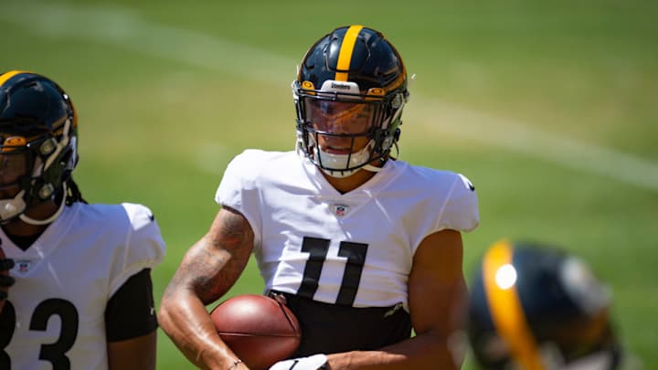 Claypool Catches Touchdown Over Haden: 'He's Going To Be a Problem' Claypool Catches Touchdown Over Haden: 'He's Going To Be a Problem'