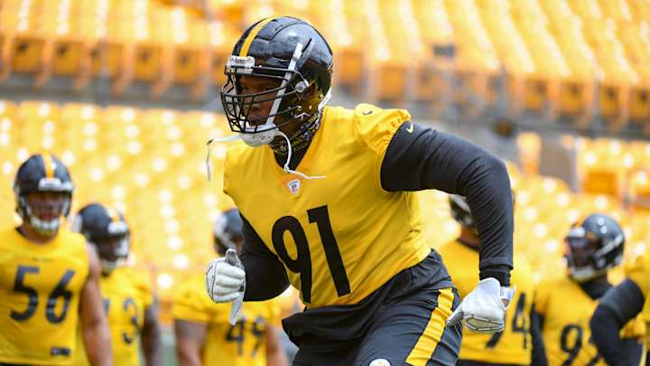 Stephon Tuitt Acclimating Himself Back Into Defensive Front