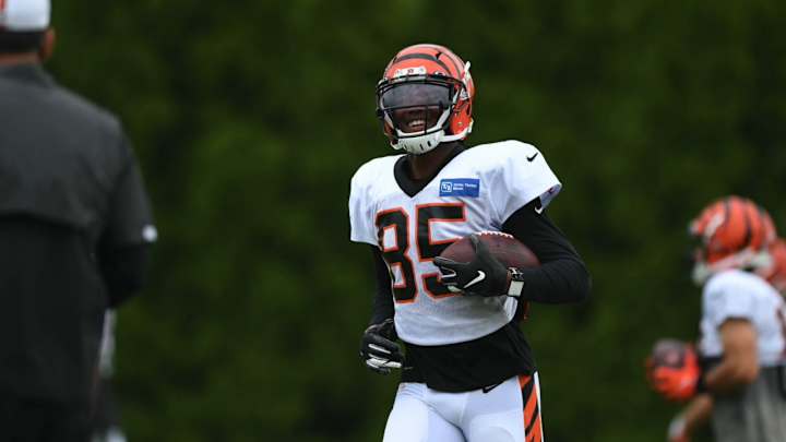 Watch: Tee Higgins, Jonah Williams, Logan Wilson and other Bengals players participate in individual drills