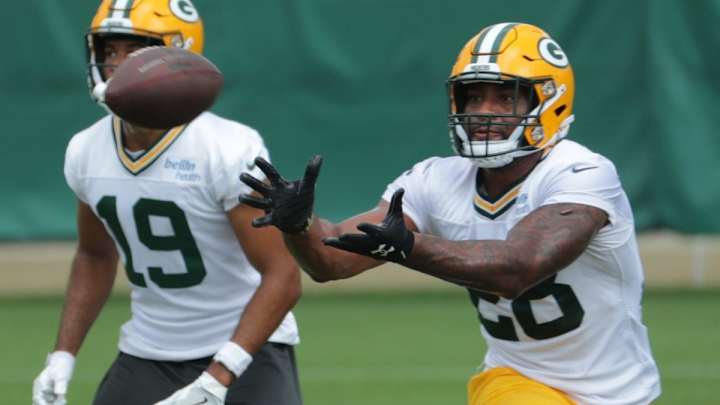 Dillon Smashes Through ‘Big-Back Box’