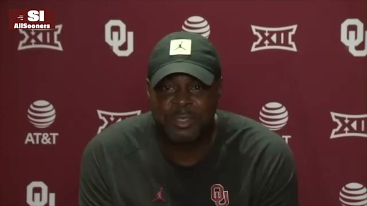 Oklahoma Football Assistants Get Raises, Contract Extensions