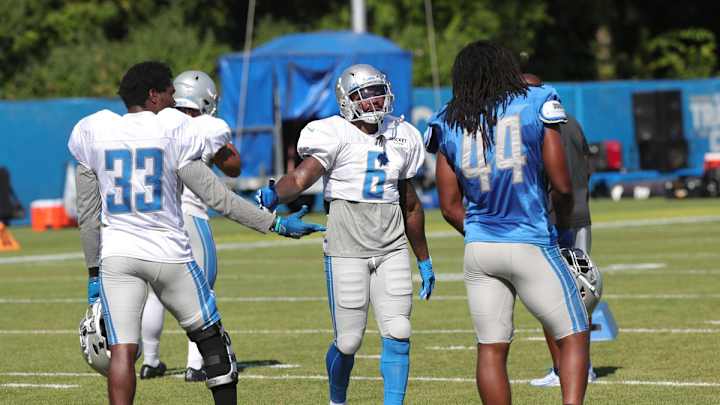 Darrell Bevell on Swift's Injury: "Every Day He Misses, We're Not Comfortable" Darrell Bevell on Swift's Injury: "Every Day He Misses, We're Not Comfortable"