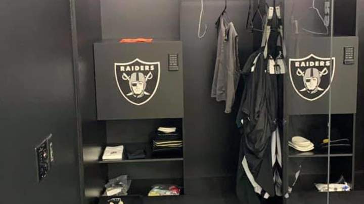 Raiders Step Up to Take Unnecessary Pressure Off Derek Carr