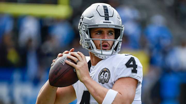 Raiders QB Derek Carr: “We Have Taken a Family Approach” Raiders QB Derek Carr: “We Have Taken a Family Approach”