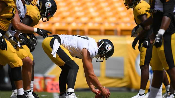 Steelers Add to Injury Report, Players Dealing With 'COVID Procedures'