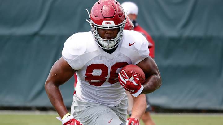 Alabama TE Carl Tucker Opts for 2021 NFL Draft