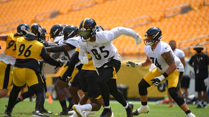 Eric Ebron Is Down to Run Two-Tight End Sets 'All the Time' Eric Ebron Is Down to Run Two-Tight End Sets 'All the Time'