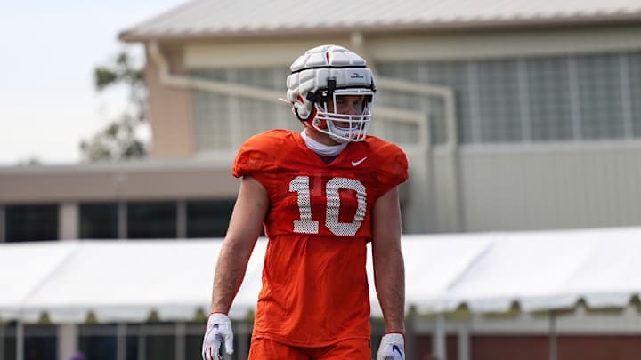 Clemson LB Baylon Spector Enjoying Playing With Younger Brother