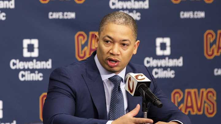 Philadelphia 76ers Expected to 'Aggressively' Pursue Ty Lue