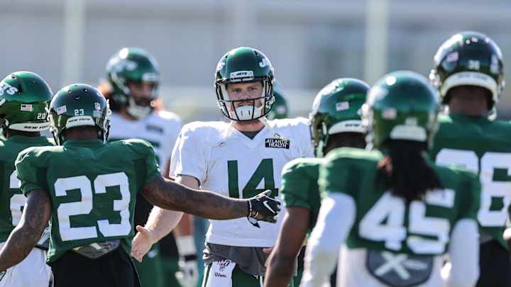 Sam Darnold Sees the Rebuilding New York Jets as Growing: 'There is a Different Vibe'