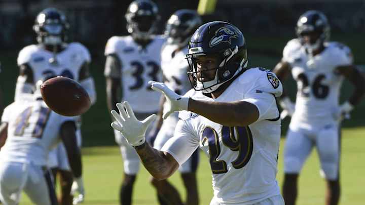 As Expected, 49ers have No Interest in Earl Thomas As Expected, 49ers have No Interest in Earl Thomas