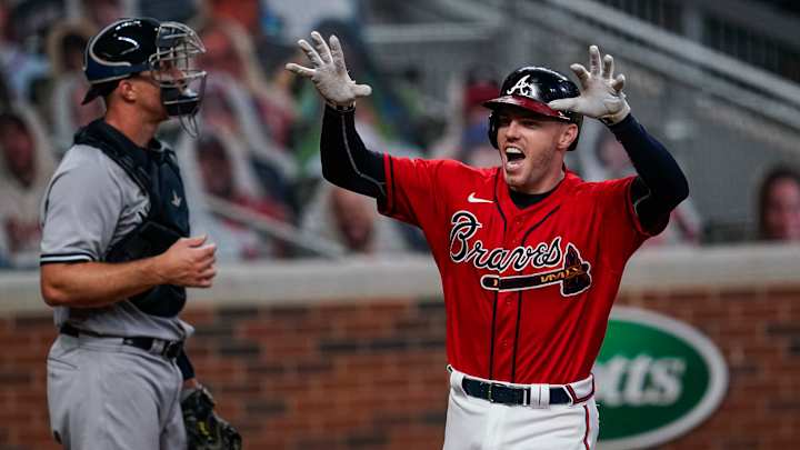 Braves lead the Marlins by two in the NL East