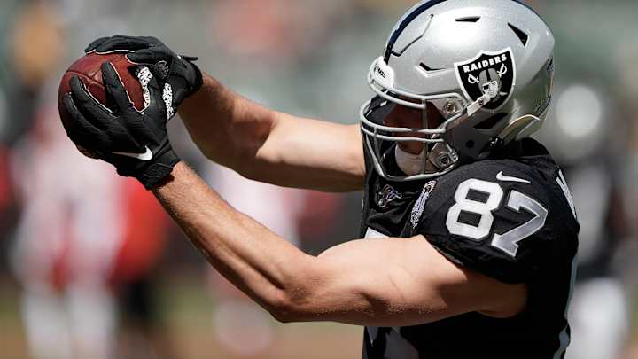 Foster Moreau is “feeling great” about his injury recovery