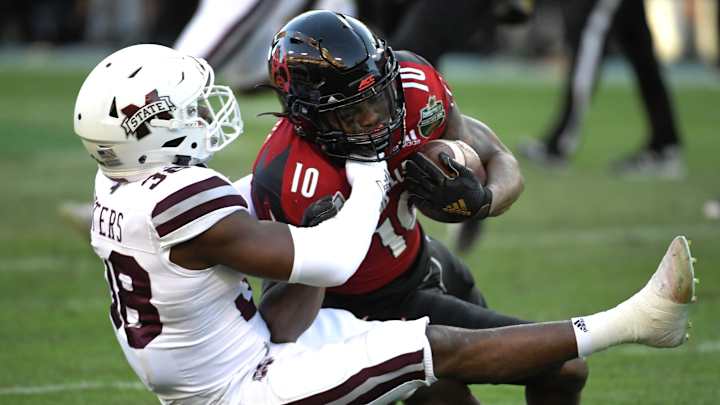 Fred Peters showing out in Mississippi State secondary