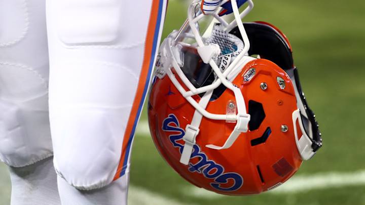 Florida Gators TE Dante Lang Moves to Defense End