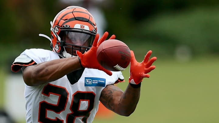 Report: Joe Mixon finalizing four-year extension with Bengals Report: Joe Mixon finalizing four-year extension with Bengals
