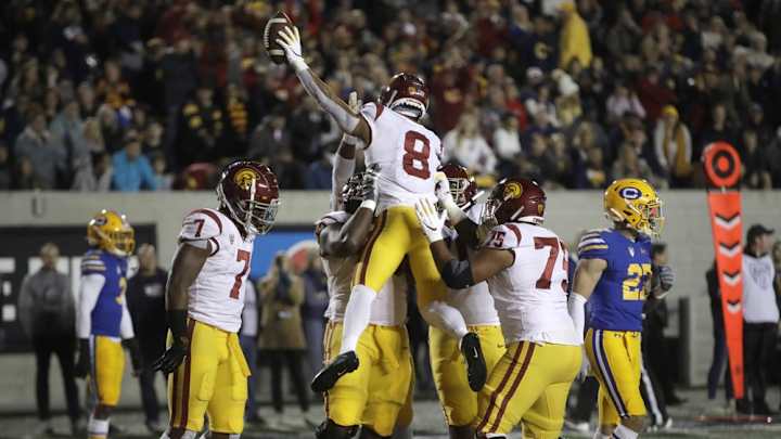 If It's Friday, It's Time For A USC Notes Column