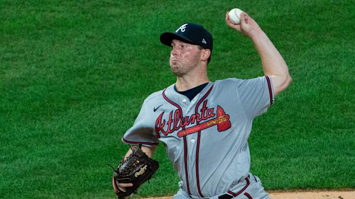 Phillies steal a win from Braves 7-4 in game one of weekend series