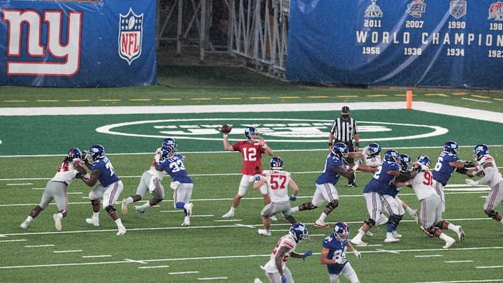 Previewing Top New York Giants Blue-White Scrimmage Storylines Previewing Top New York Giants Blue-White Scrimmage Storylines