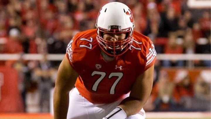 Broncos Awarded OT Darrin Paulo Off Waivers