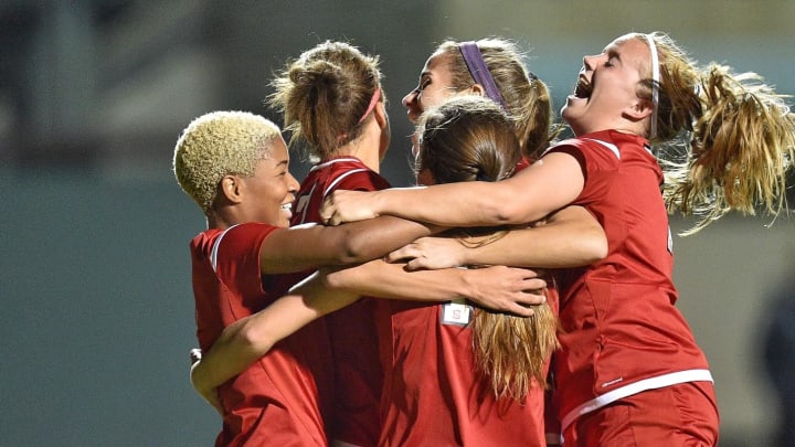 Women's Soccer Opts Out of Fall Season