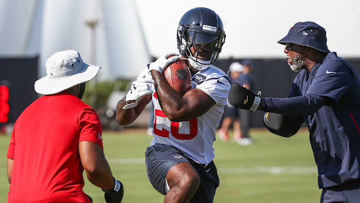 Lamar Miller Says Conditioning Separates Patriots From Other Teams He's Been With