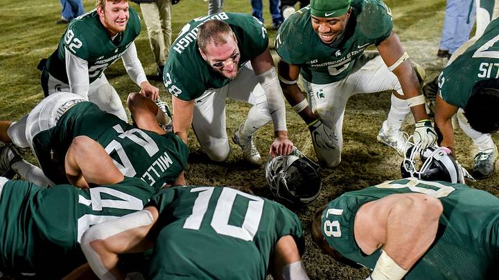 Michigan State Football Offers ’23 4-Star OT Amir Herring Michigan State Football Offers ’23 4-Star OT Amir Herring