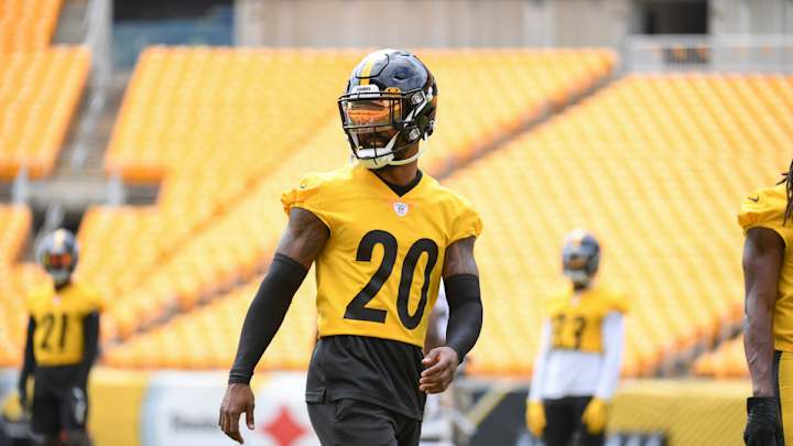 Sutton's Injury Not Considered Serious After Leaving Practice Wednesday