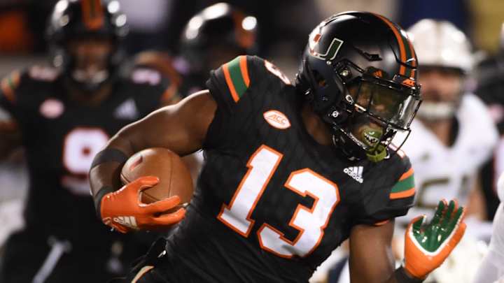 Forming Brotherly Bond, Chris Carson Giddy About Seahawks Rookie DeeJay Dallas Forming Brotherly Bond, Chris Carson Giddy About Seahawks Rookie DeeJay Dallas