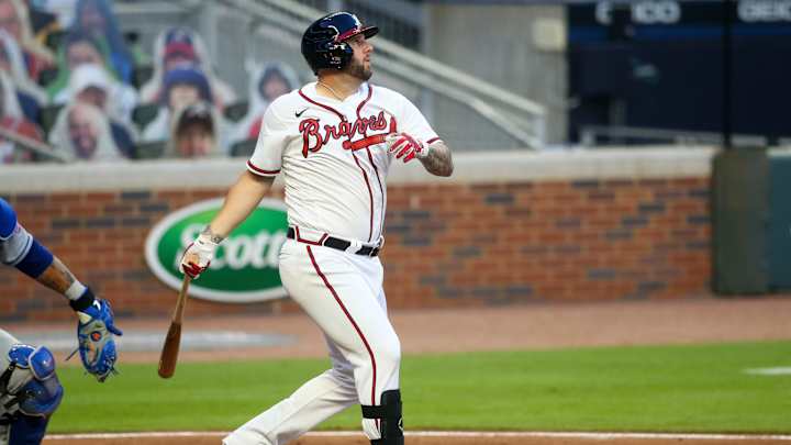 Braves release Matt Adams Braves release Matt Adams