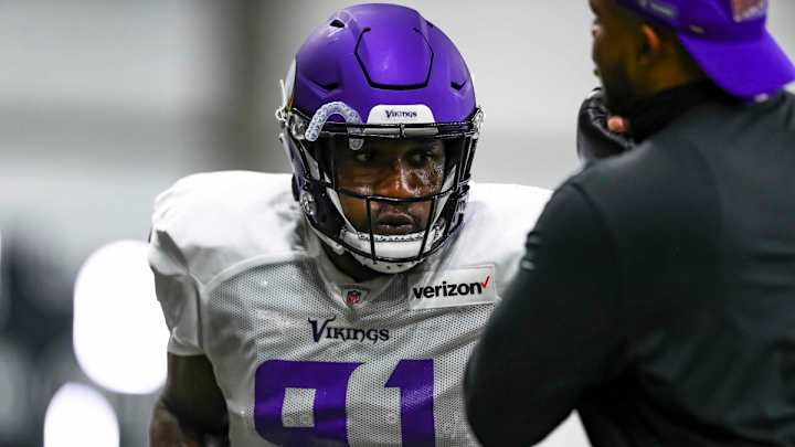 Photos, Video From Yannick Ngakoue's First Minnesota Vikings Practice Photos, Video From Yannick Ngakoue's First Minnesota Vikings Practice