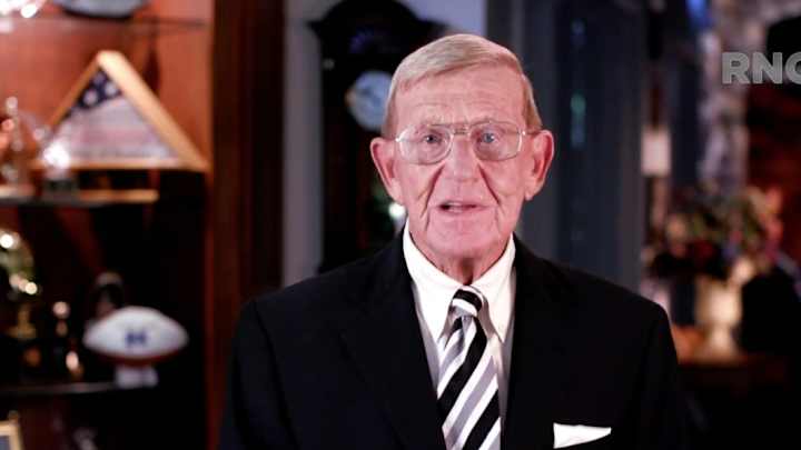 Lou Holtz, a Former New York Jets Head Coach, to Receive Presidential Medal of Freedom Lou Holtz, a Former New York Jets Head Coach, to Receive Presidential Medal of Freedom