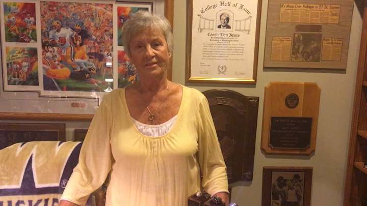 The Road to 1991 Perfection: James Had a Premonition About That Husky Team The Road to 1991 Perfection: James Had a Premonition About That Husky Team