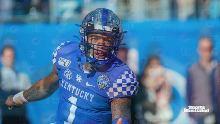 Bowden Brings Even More Versatility to Offense Bowden Brings Even More Versatility to Offense