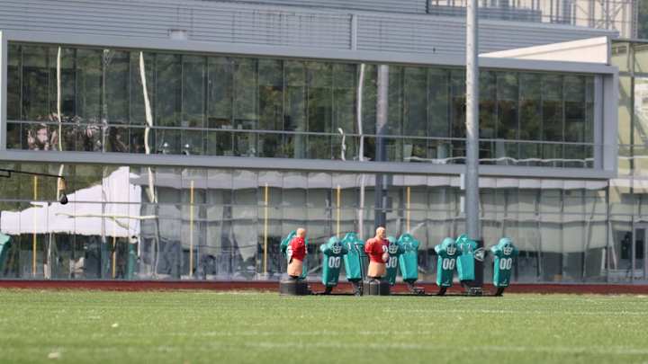 Why the New York Jets and GM Joe Douglas Want to Stay Significantly Under the Salary Cap