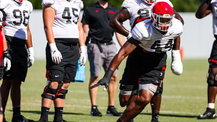 Travon Walker Practicing Through Injured Hand Travon Walker Practicing Through Injured Hand