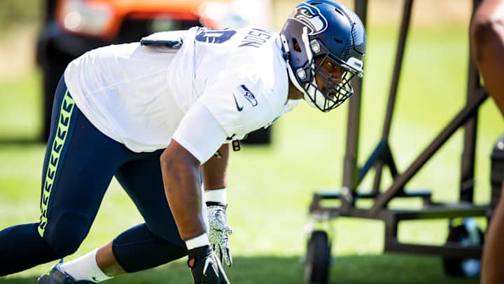 Bruce Irvin Dishes Advice for Seahawks Rookie Alton Robinson Heading Into NFL Debut Bruce Irvin Dishes Advice for Seahawks Rookie Alton Robinson Heading Into NFL Debut