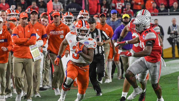 Clemson WR Amari Rodgers Encouraging Luke Price After Season-Ending ACL Tear