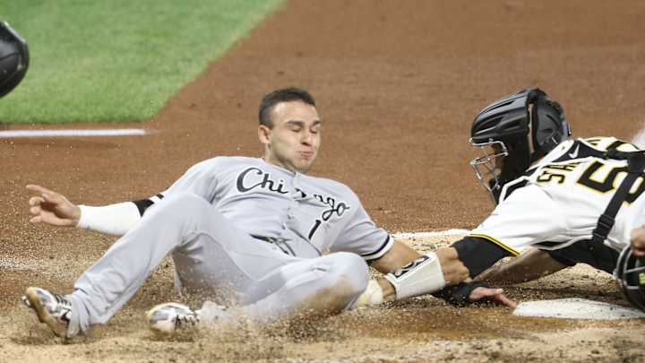 Pirates walk it off after a late rally