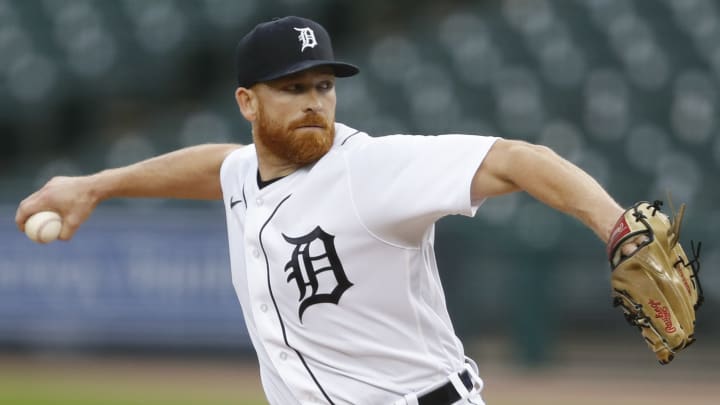 Turnbull Cruises Past Brewers, Tigers Win 8-3 Turnbull Cruises Past Brewers, Tigers Win 8-3