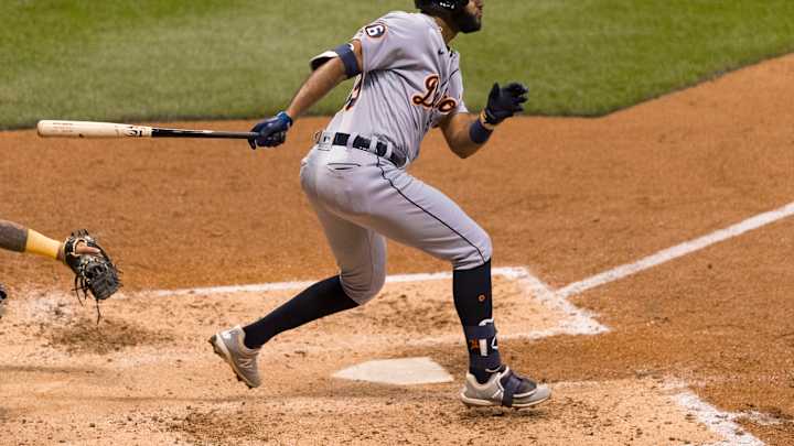 Tigers' Willi Castro Continues to Evolve Tigers' Willi Castro Continues to Evolve