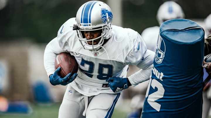 Adrian Peterson Starts New Chapter In Detroit Adrian Peterson Starts New Chapter In Detroit