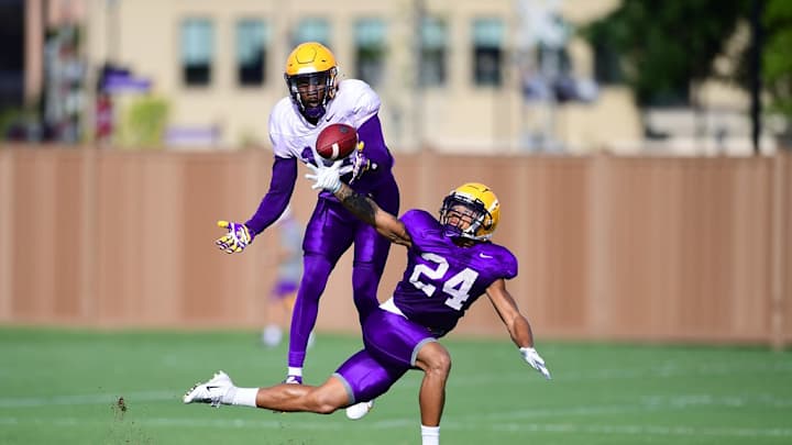 What Does LSU Football Defense Need to Do to Stagnate Mississippi State Offense? What Does LSU Football Defense Need to Do to Stagnate Mississippi State Offense?