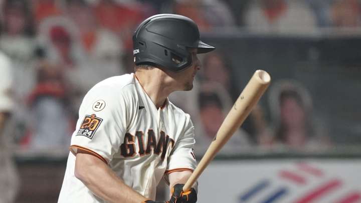 MLB Hoosiers (Sept. 9): Dickerson Gets Another Hit in Giants' Win, Average Up 78 Points MLB Hoosiers (Sept. 9): Dickerson Gets Another Hit in Giants' Win, Average Up 78 Points