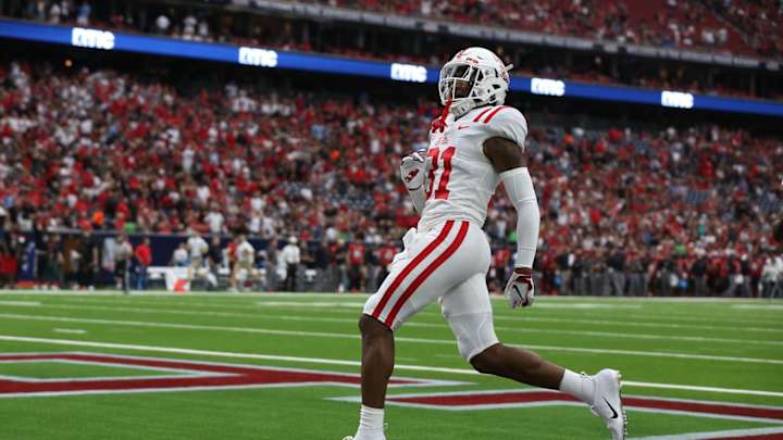 Jaylon Jones Elaborates on Significance of Winning Chucky Mullins Courage Award