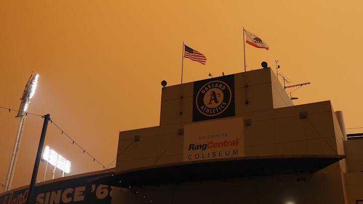 Orange Northern California Skies Make Weird Backdrop for A's-Astros Baseball